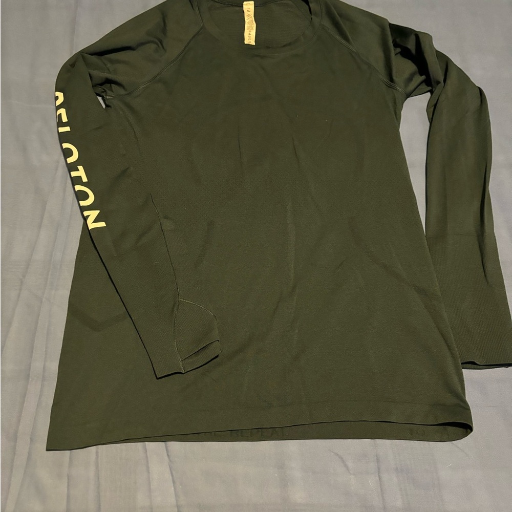 Lululemon peloton size 10